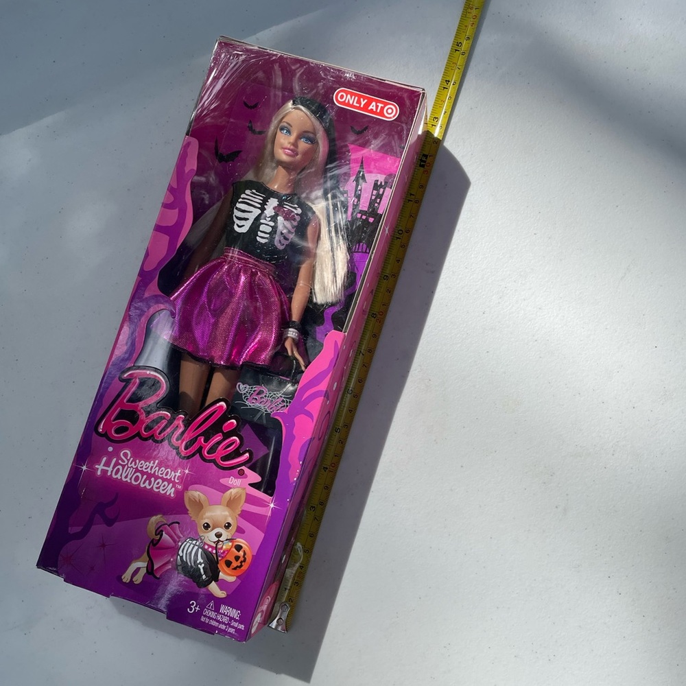 New Mattel 2012 Barbie Doll Sweetheart Halloween Target Exclusive Skeleton Rare - Picture 8 of 8